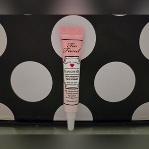 10/$25✨️Too Faced Hangover Primer MINI✨️